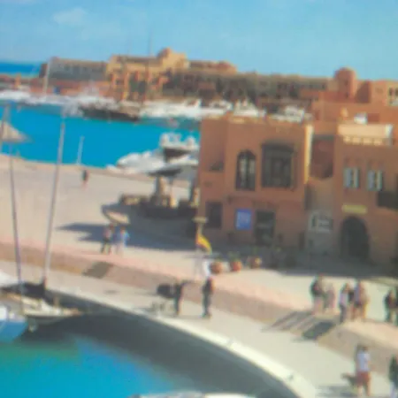 Abu-Tig Marina Apartment
