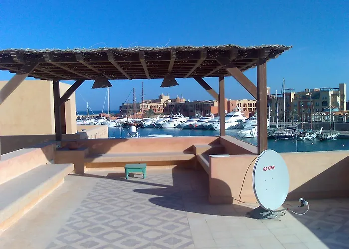 Hotel Abu-tig Marina