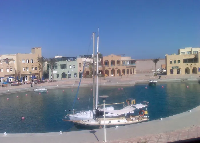 Abu-tig Marina *