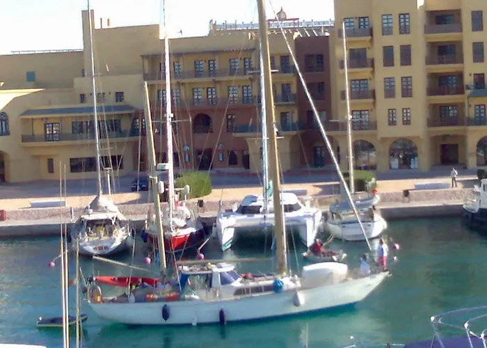Abu-tig Marina